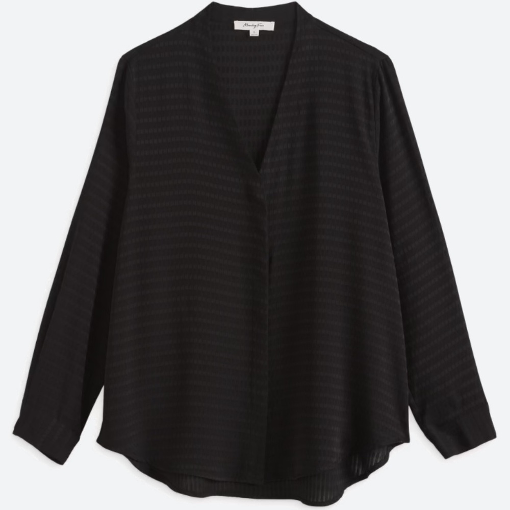 Monday Fun Maggie Relaxed Blouse in Black - Picture 5 of 11